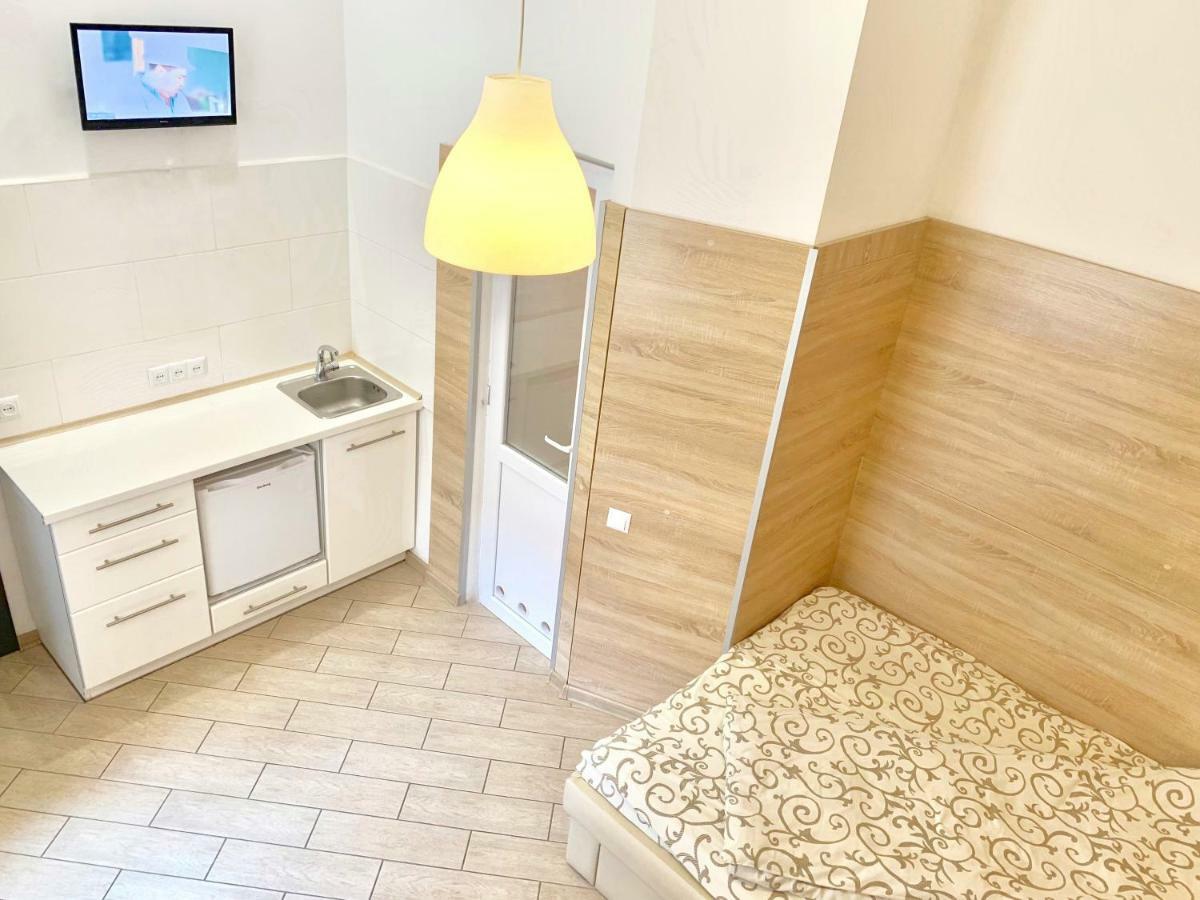 Smart -Апартаменти В Центрі Львова - 2 Хв До Оперного Театру Luaran gambar